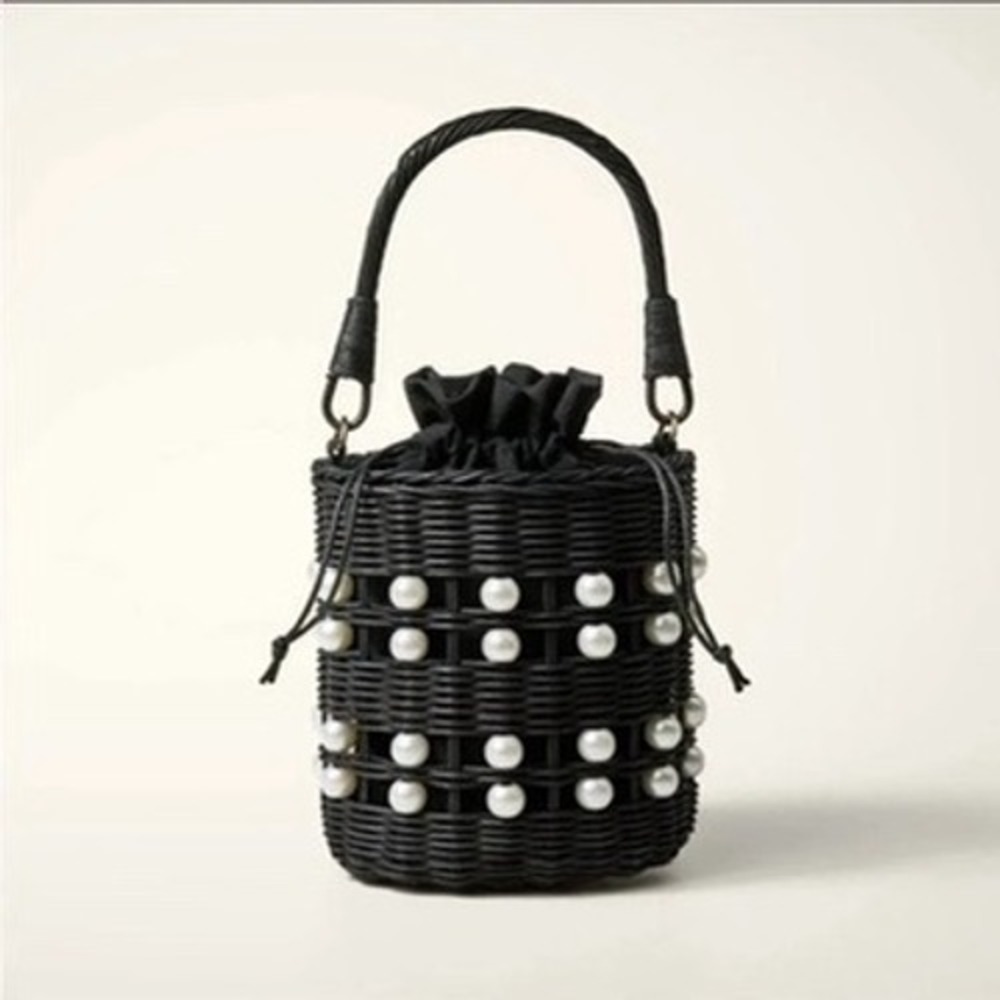 Kate Spade Bucket Bag Womens Small Black Pearl Wicker Handbag NWT - Picture 1 of 6